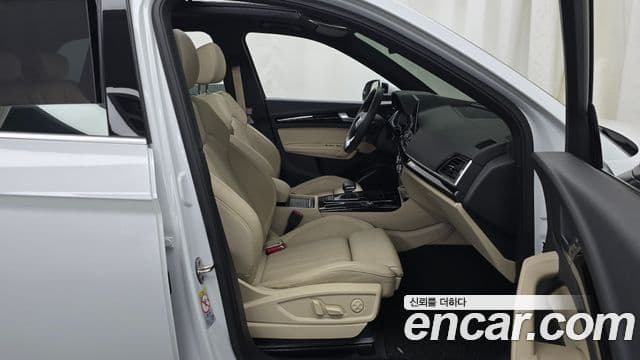 Audi Q5 2021 — Photo 16/20