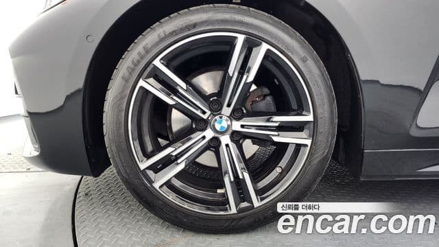 BMW 4 Series 2021 — Şəkil 14/20