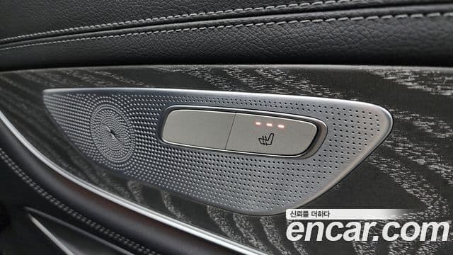 Mercedes-Benz CLS-Class 2023 — Фото 19/20