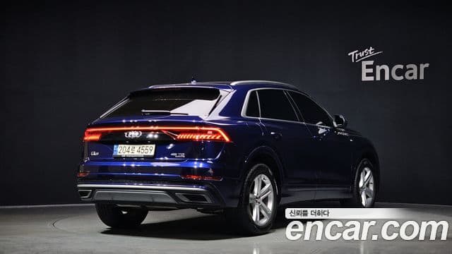 Audi Q8 2021 — Photo 12/20