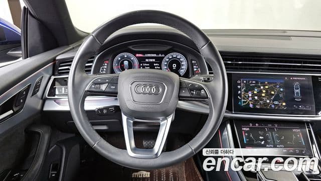 Audi Q8 2021 — Photo 16/20