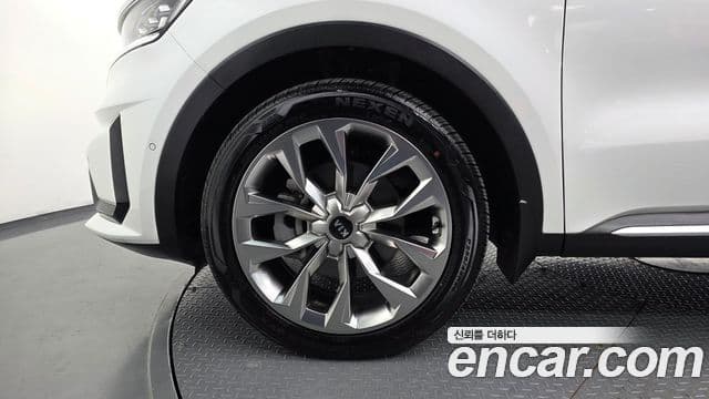 Kia Sorento 2020 — Фото 4/20