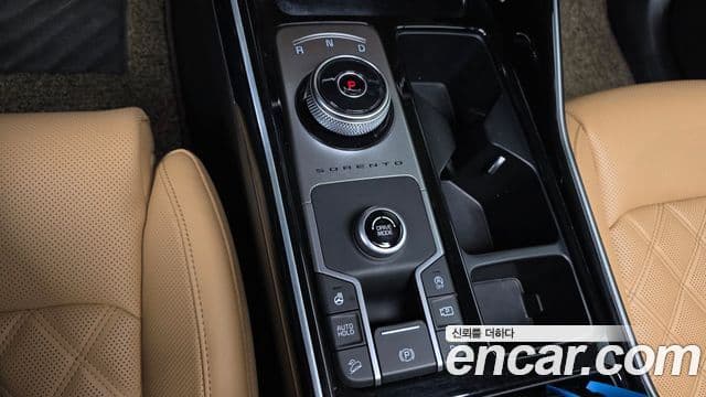 Kia Sorento 2020 — Фото 8/20