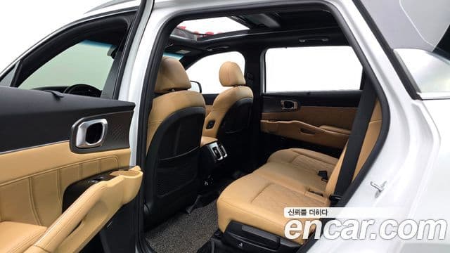 Kia Sorento 2020 — Фото 11/20