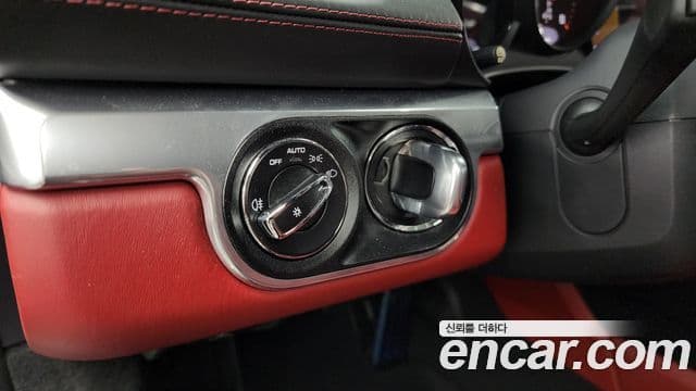 Porsche 718 Cayman 2019 — ფოტო 16/20