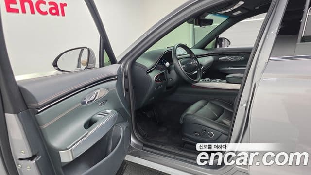 Genesis GV70 2022 — ფოტო 10/20