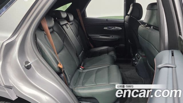 Genesis GV70 2022 — ფოტო 12/20