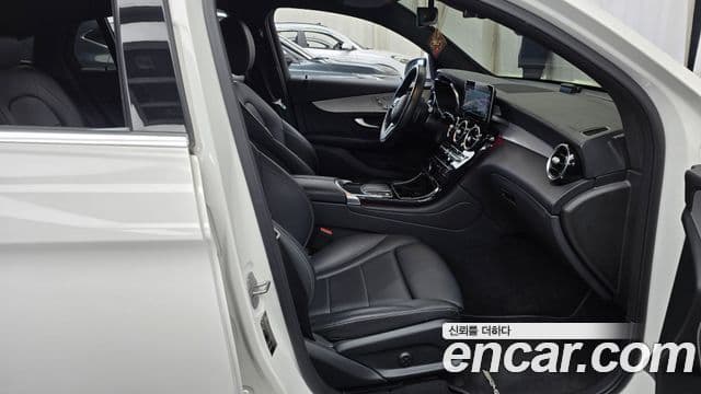 Mercedes-Benz GLC-Class 2021 — Фото 11/20