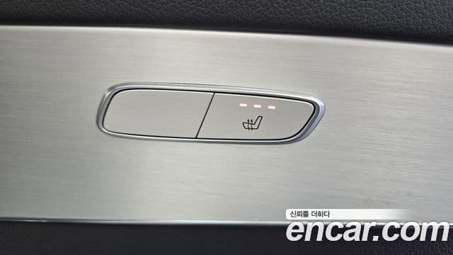 Mercedes-Benz GLC-Class 2021 — Фото 19/20