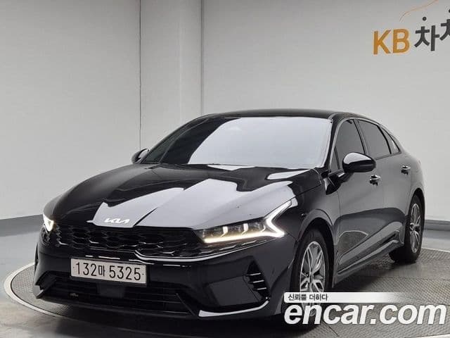 Kia K5 2023 — Şəkil 18/18