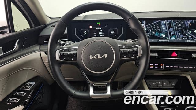 Kia K5 2024 — Şəkil 13/20