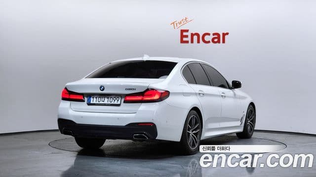 BMW 5 Series, 2022