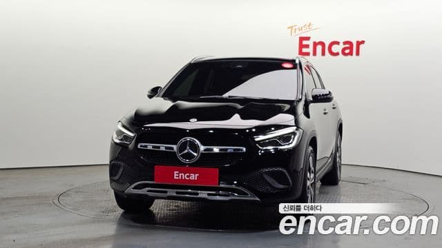 Mercedes-Benz GLA-Class 2021 — Şəkil 3/20