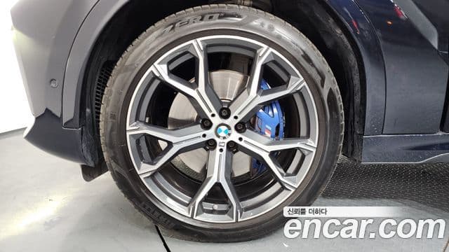 BMW X6 2022 — ფოტო 5/20
