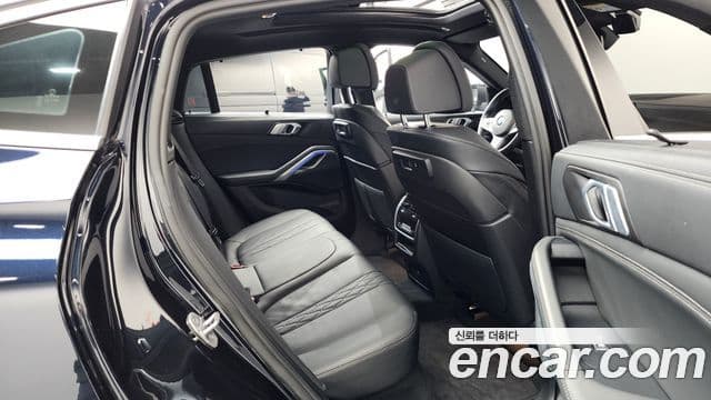 BMW X6 2022 — ფოტო 8/20