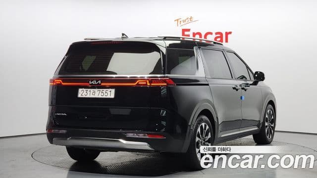 Kia Carnival 2023 — Şəkil 2/20
