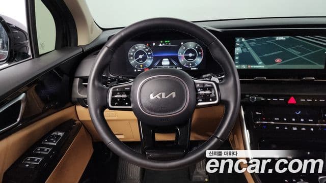 Kia Carnival 2023 — Şəkil 15/20
