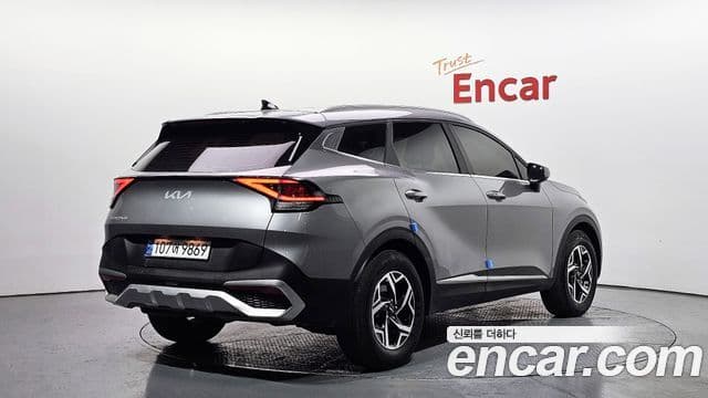 Kia Sportage 2022 — ფოტო 2/20