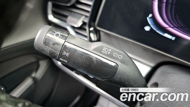 Kia Sportage 2022 — ფოტო 16/20