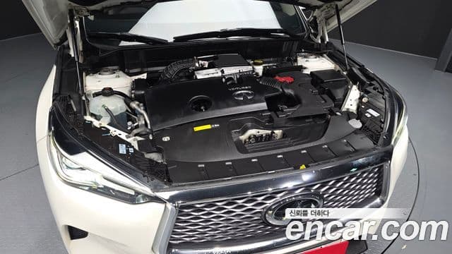 Infiniti QX50 2019 — ფოტო 17/20