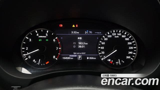 Infiniti QX50 2019 — ფოტო 13/20