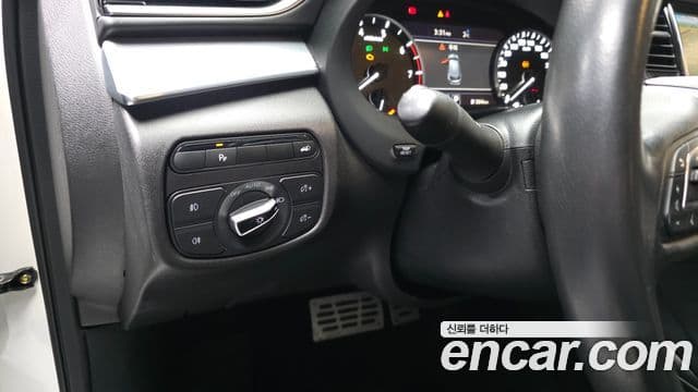 Infiniti QX50 2019 — ფოტო 14/20