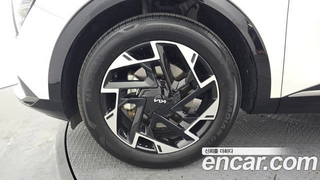 Kia Sportage 2023 — Şəkil 5/20
