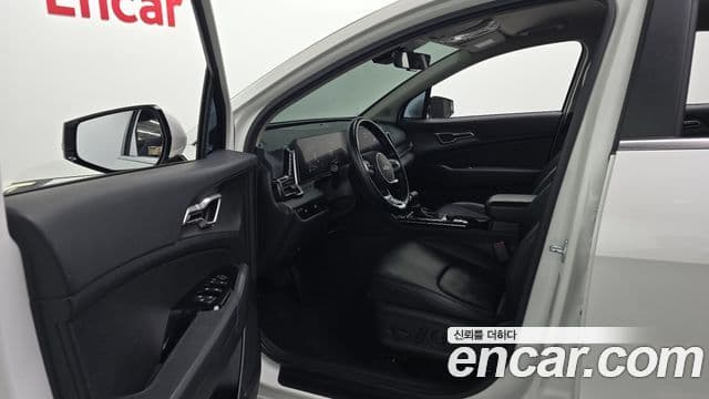 Kia Sportage 2023 — Şəkil 10/20