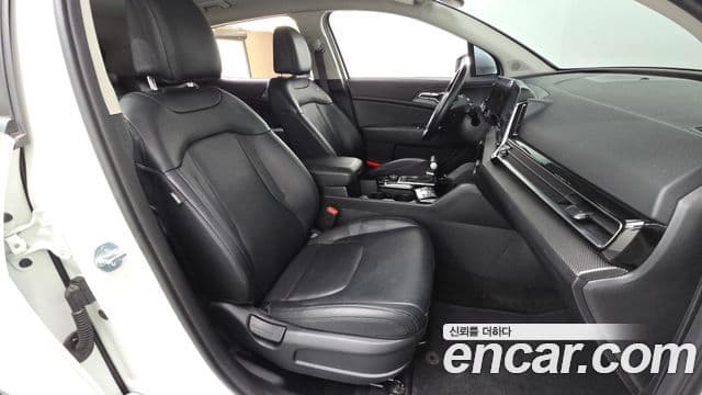 Kia Sportage 2023 — Şəkil 11/20