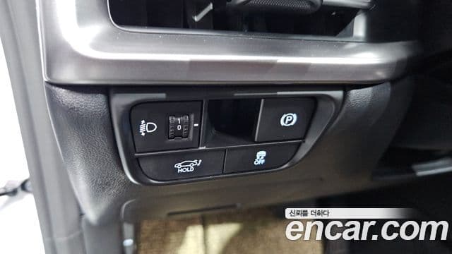 Hyundai Grandeur Hybrid 2023 — Şəkil 10/20