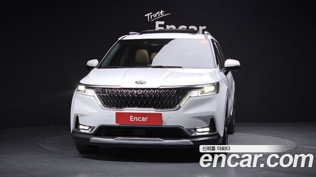 Kia Carnival 2020 — Фото 3/20