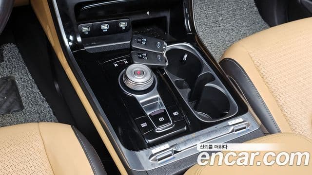 Kia Carnival 2020 — Фото 7/20