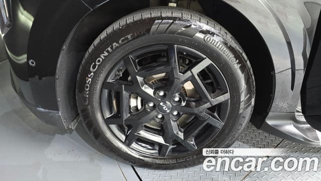 Kia Carnival 2024 — ფოტო 5/20