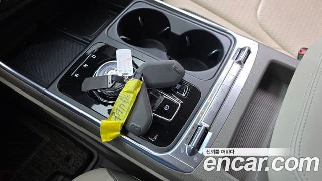 Kia Carnival 2024 — ფოტო 9/20