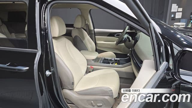 Kia Carnival 2024 — ფოტო 12/20