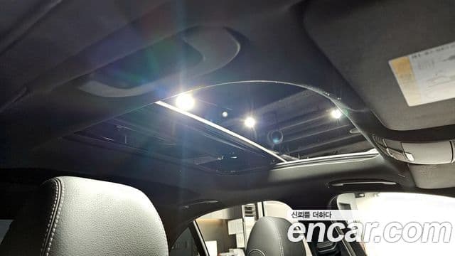 Mercedes-Benz E-Class 2022 — Şəkil 18/20