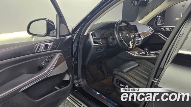 BMW X5 2021 — Photo 20/20