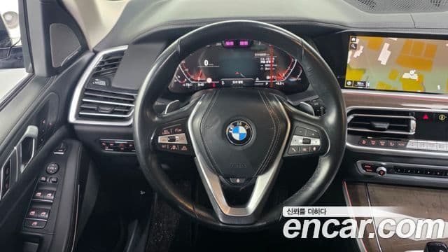 BMW X5 2021 — Photo 17/20
