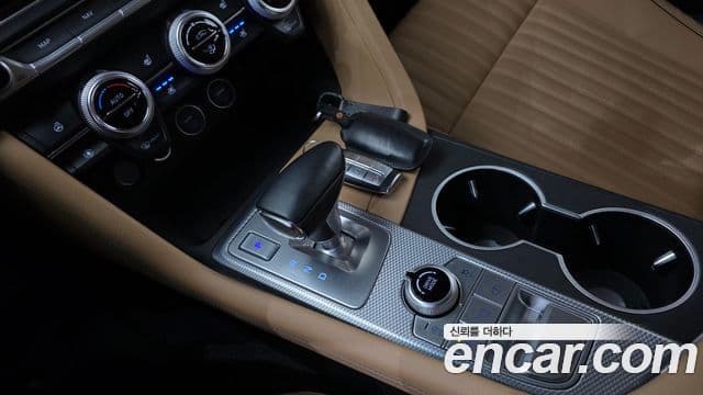 Genesis G70 2021 — ფოტო 9/20