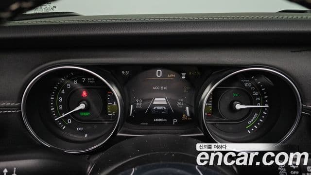 Jeep Wrangler 2022 — Şəkil 8/20