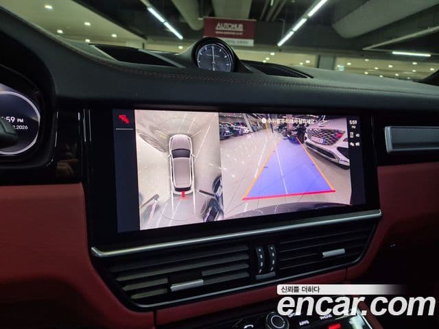 Porsche Cayenne 2023 — Photo 11/20