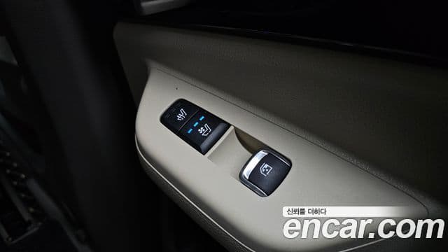 Kia Carnival 2025 — Şəkil 19/20