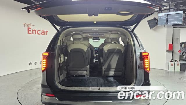 Kia Carnival 2025 — Şəkil 20/20