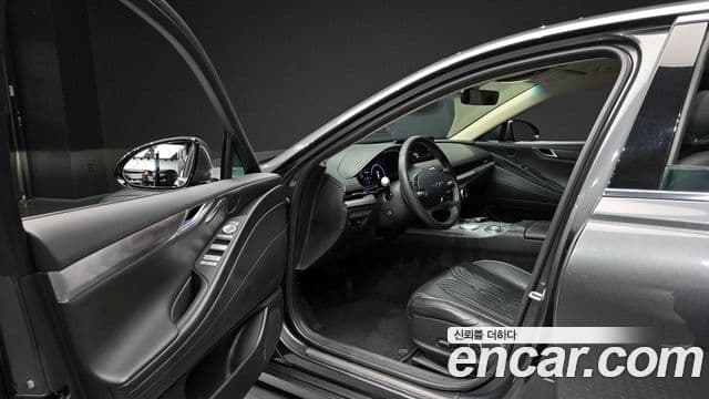 Genesis Electrified G80 2020 — Şəkil 10/20