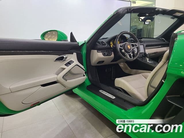 Porsche 718 Boxster 2021 — Şəkil 19/20