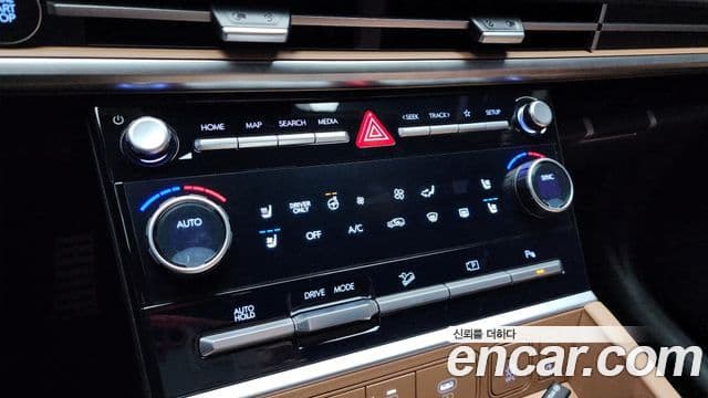 Hyundai Santa Fe 2025 — Şəkil 16/20