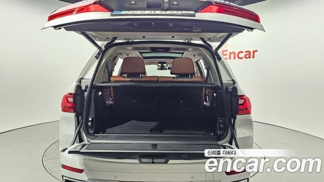 BMW X7 2021 — фото 20 из 20