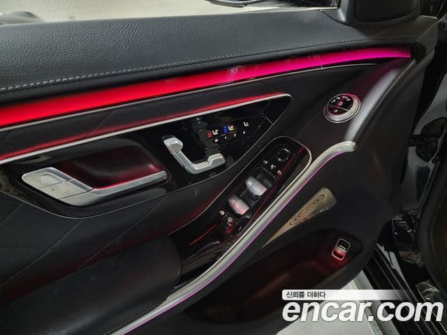 Mercedes-Benz S-Class 2021 — ფოტო 17/20