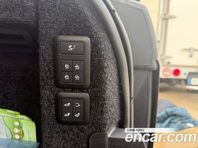 Land Rover Range Rover 2020 — ფოტო 20/20