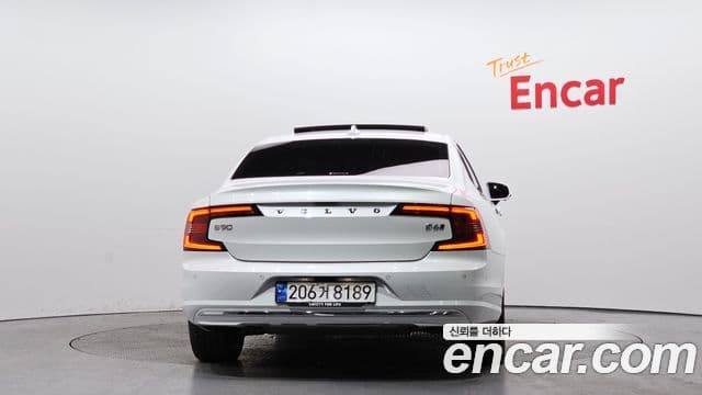 Volvo S90 2022 — ფოტო 3/20
